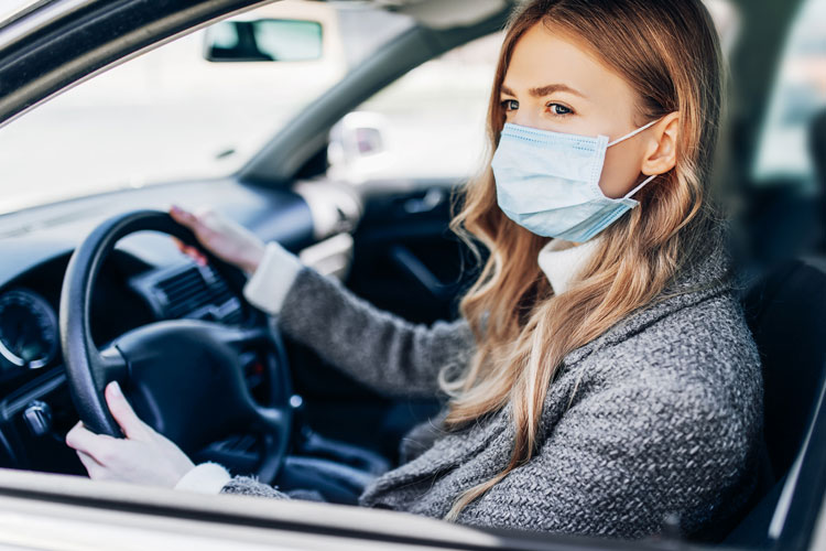 Pros vs Cons of Wearing a Mask While Driving - We Have The News